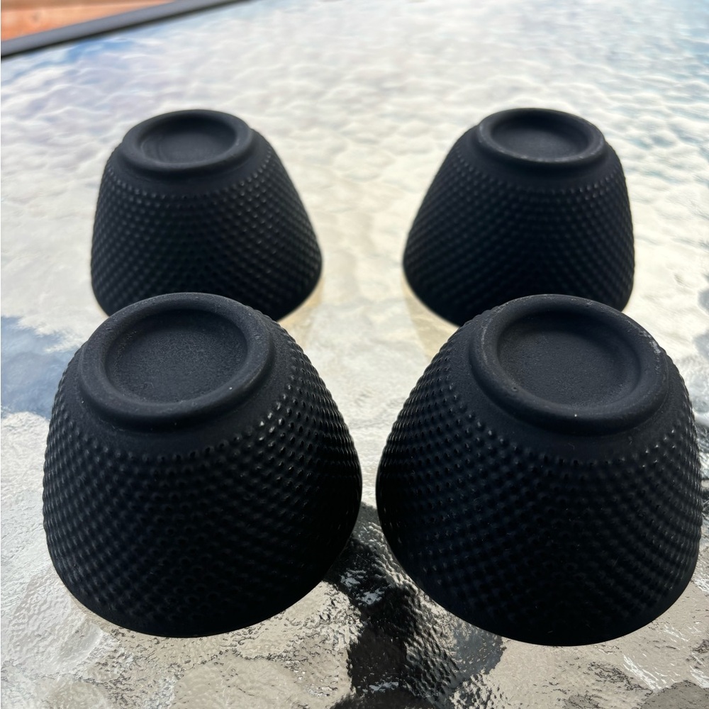 Petites tasses à thé de marque Epicure ! En céramiques et noires !Neuves! (A)